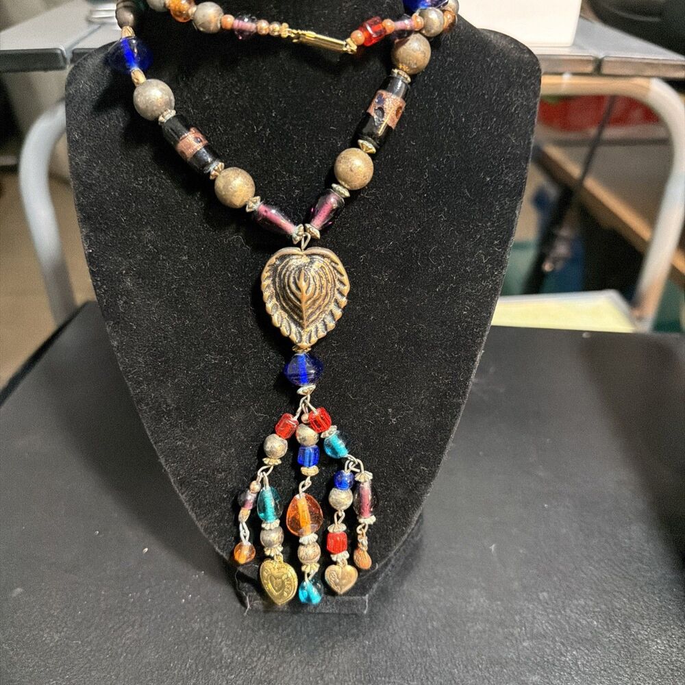 vintage costume jewelry necklace 24 Inch